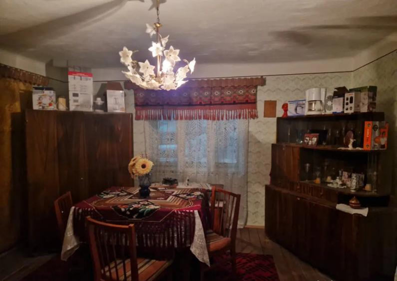 Casa veche cu teren generos sat Mogo?e?ti, com. Satu - 9