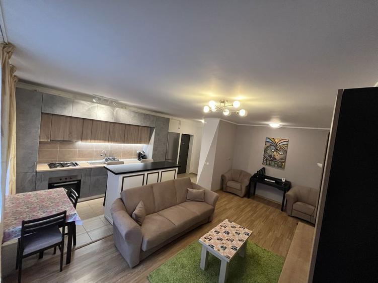 Apartament 2 camere semidecomandat, Eroilor, Floresti - 1