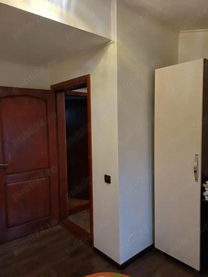 Casa noua de vanzare in oras langa Stadion - 4