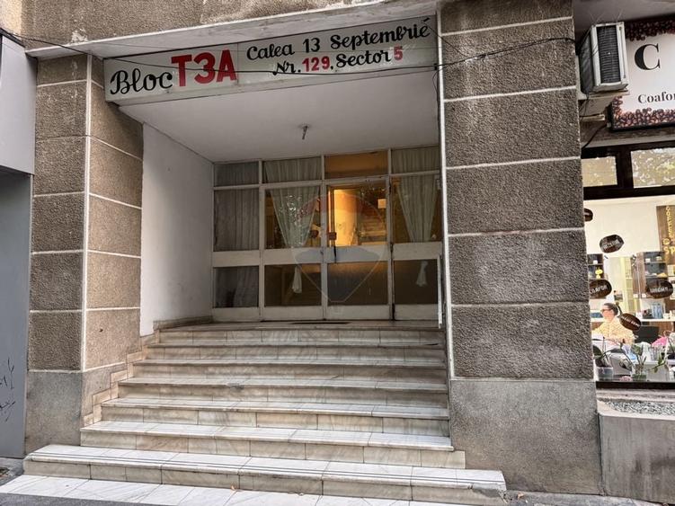 Garsoniera de vanzare 35 mp 13 Septembrie Marriott Panduri - 9