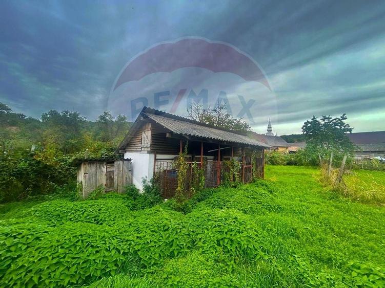 Casă din caramida cu 4 camere de vânzare in Bucumi MM langa DN - 22