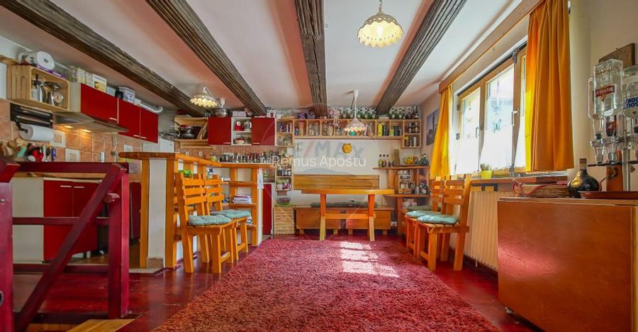 Casa cu farmec tradi?ional ?i zona pitoreasca - Ra?n...