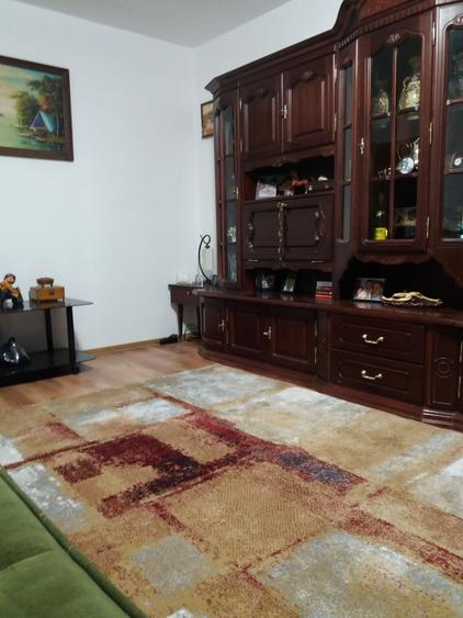 Apartament cu 2 camere, decomandat, zona CUG - 5