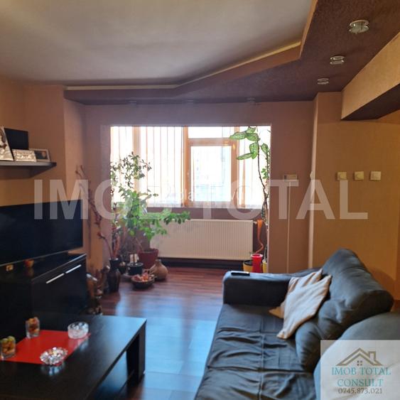 Apartament 4 camere , transformat in 3, Gavana 3, mobilat Apartament 4 camere , transformat in 3, Gavana 3, mobilat