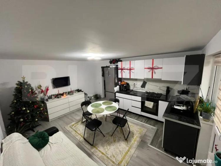 Apartament renovat, decomandat, 2 camere, zona Micro 3 - 4