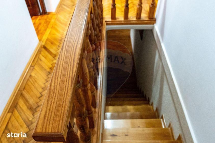 Casa / Vila de vanzare, Hunedoara - 10