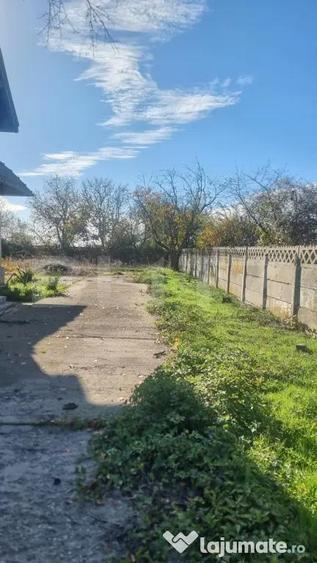 TEREN PLATFORMA BETONATA+CONSTRUCTIE - 1