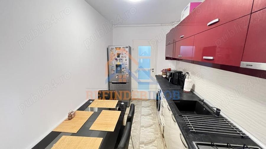Apartament de vanzare cu 2 camere, zona Ozana - 2