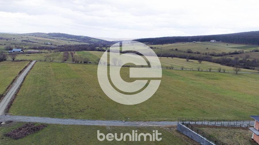 Teren intravilan in Tocile - 49 euro/mp - 4354 m² - 2 fronturi - 2