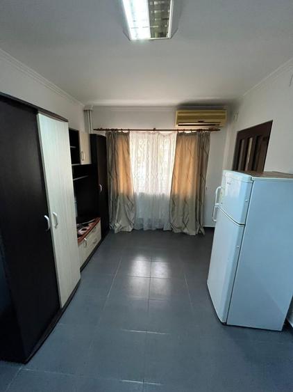 Inchiriez garsoniera Rogerius - 3