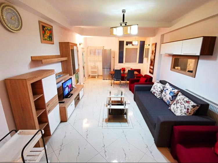 Str. Mihai Eminescu - Cal. Dorobantilor - ASE - Particular - 3 camere - Etaj 1 Str. Mihai Eminescu - Cal. Dorobantilor - ASE - Particular - 3 camere - Etaj 1