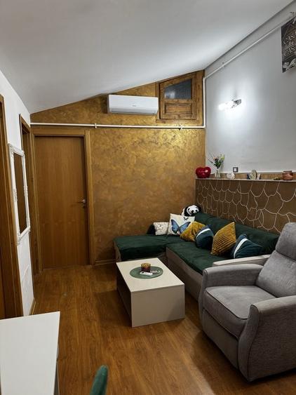 Apartament cu 3 camere în Piața Cluj