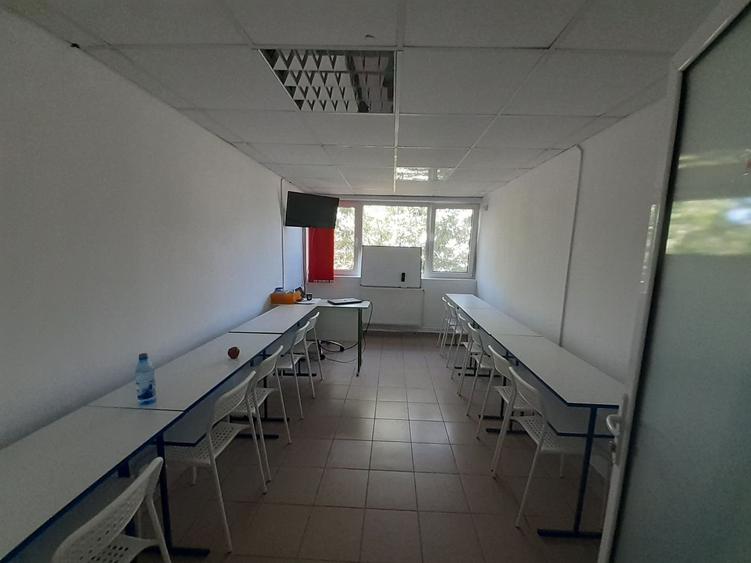 Zona Nicolae Grigorescu - spatiu birouri, 7 camere si 2 grupuri sanitare - 1