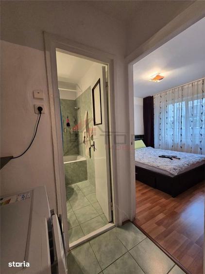 Apartament cu 3 camere semidecomandat în Dacia