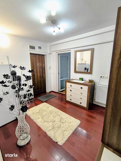 Apartament cu 3 camere în Obor