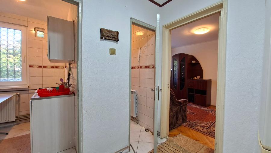 Apartament cu 2 camere semidecomandat în Micro 19
