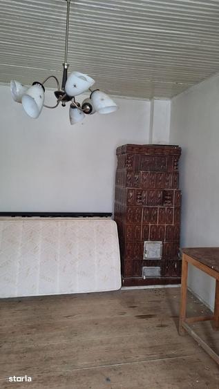 Casă cu 4 camere cu Teren 496 Mp în Afumați