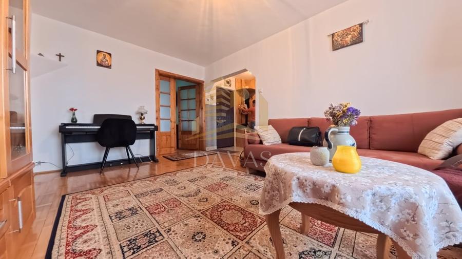 Apartament cu 4 camere decomandat, mobilat în Mănăștur