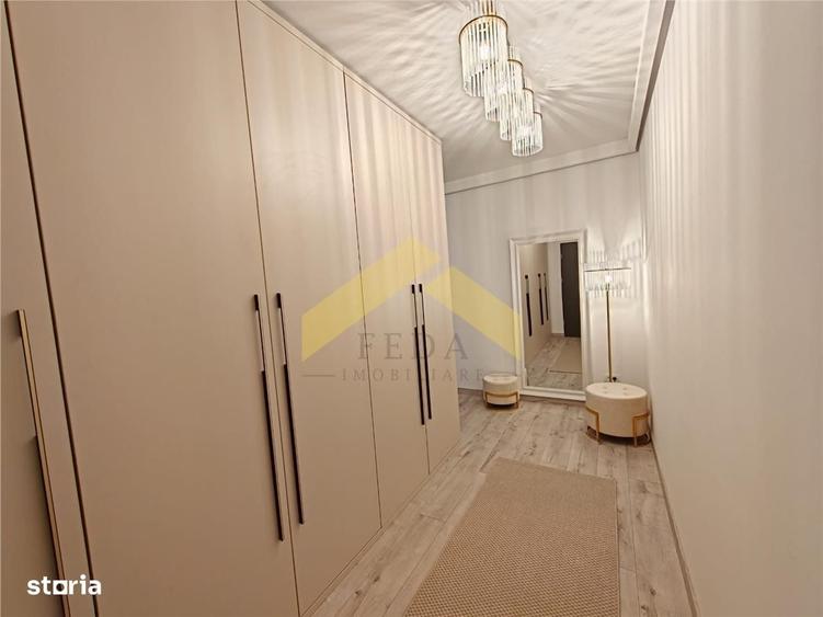 Apartament cu 3 camere semidecomandat în Central