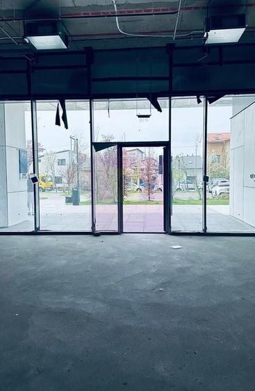 Spațiu comercial, de 111 mp, în Sebastian