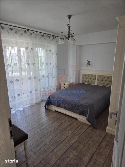 Apartament cu 3 camere decomandat, mobilat în Nicolina — fotografia 3
