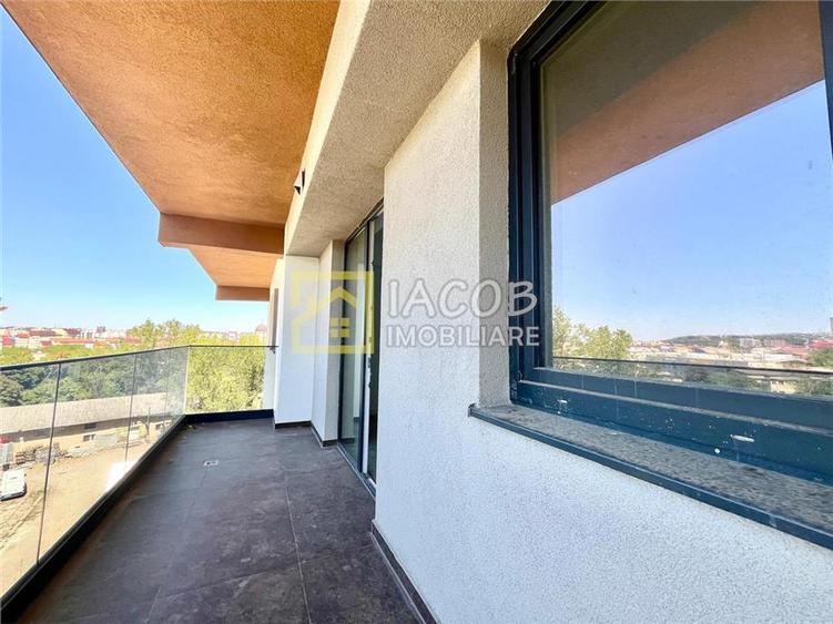 Apartament cu 2 camere decomandat în Semicentral