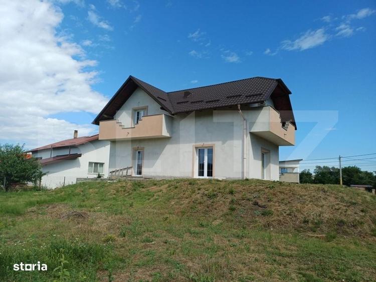 Casă cu 4 camere în Pătrăuți