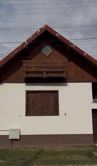 Casă cu 3 camere în Central