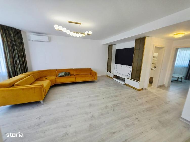 Casă cu 4 camere în Păulești