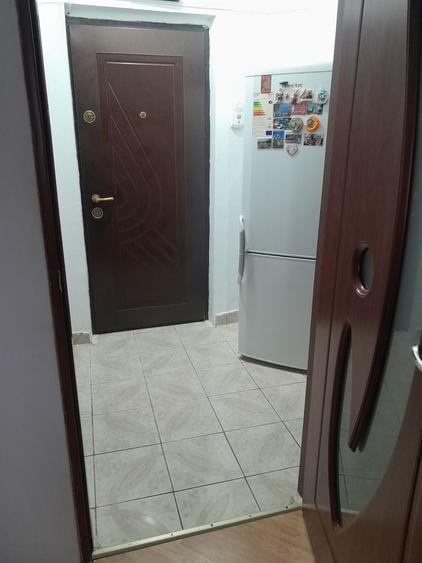 Garsonieră decomandată în Ostroveni