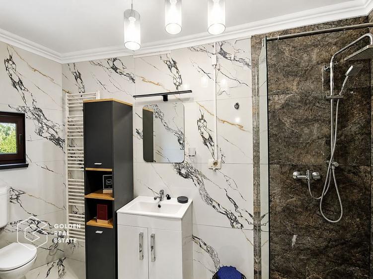 Casă individuală cu 5 camere cu Piscina în Vladimirescu