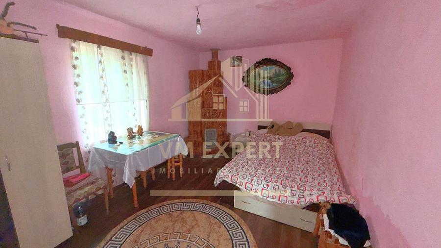 Casă cu 3 camere cu Teren 6660 Mp în Boteni