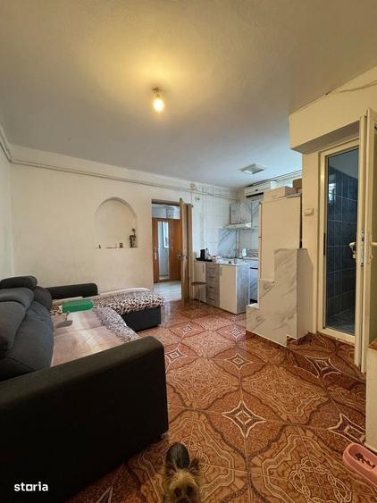 Apartament cu 3 camere în Mărgeanului