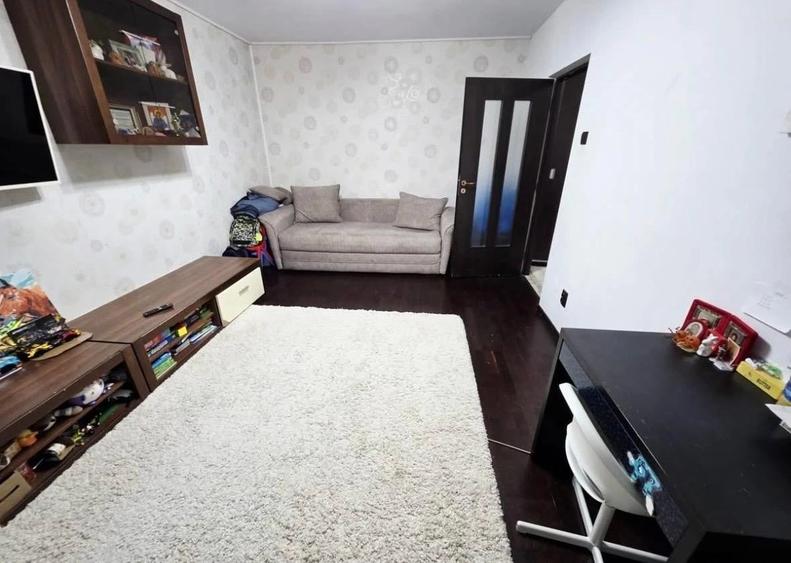 Apartament cu 2 camere decomandat în Alexandru cel Bun