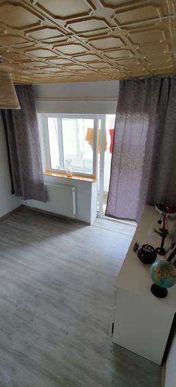 Apartament cu 3 camere decomandat, mobilat în Inel II