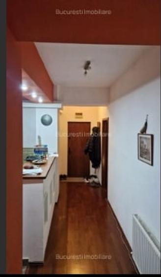 Drumul Sarii metrou Liceul Ion Barbu bloc 2010, 83m,centrala termica proprie - 5