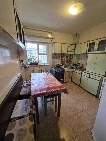 Apartament 4 Camere Micro 16 Et II - 9