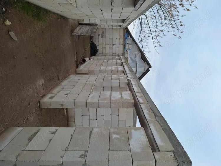 Casa de vanzare + teren - construc?ie noua neterminata - 4