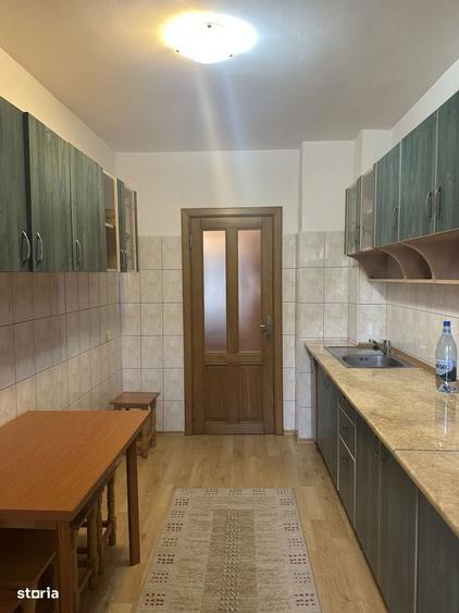 Campina - ultracentral - ap. 3 cam - mobilat - 450 Euro/Luna - 9