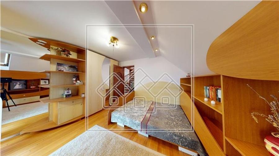 Casa de vanzare in Sibiu - individuala - 278 mp utili - - 21