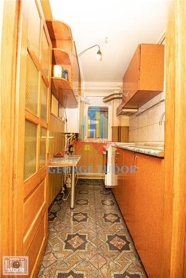 Ap. 3 camere,51 mp (cu centrala termica) Aleea Campul cu Flori 3, Bl M - 14