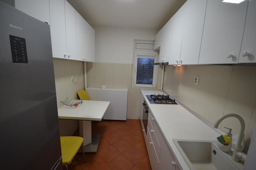 Apartament 2 camere - Titan - Renovat - Metrou - 2