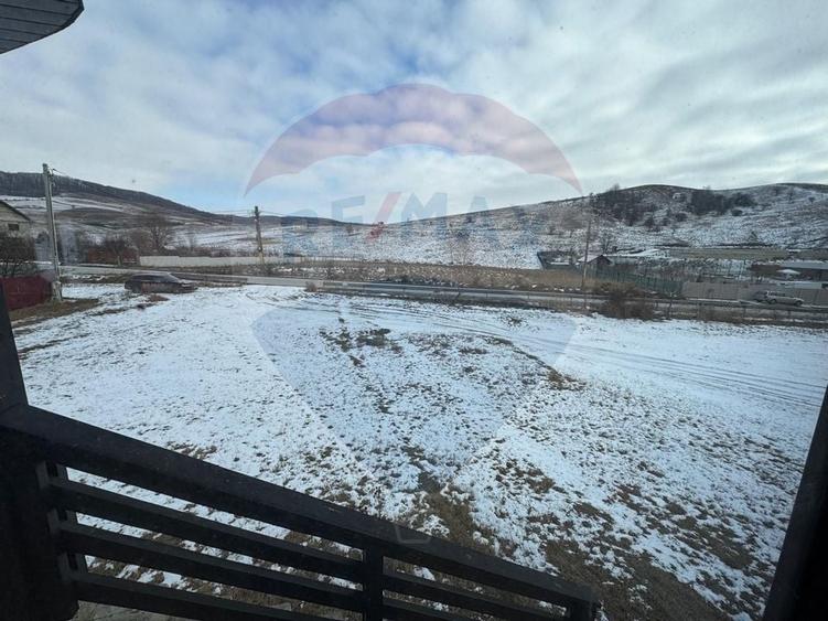 Casa  si  teren zona Balaurul - 40