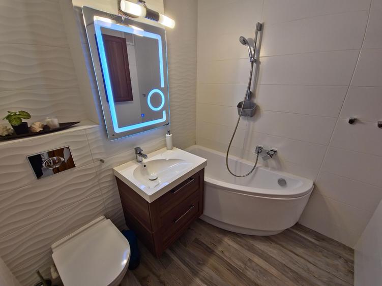 Vedere la mare Faleza Nord 3 camere mobilat utilat loc de parcare termen lung - 32