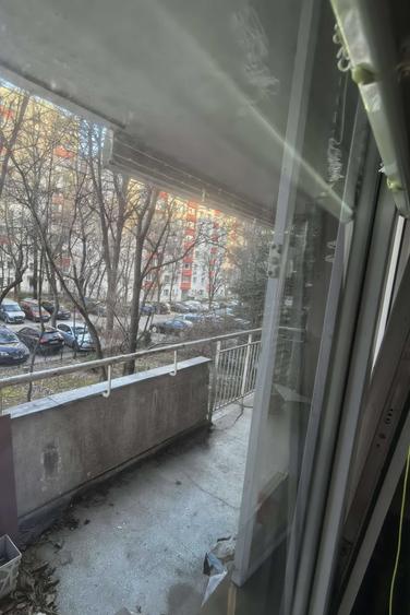 Vand apartament de 2 camere situat in zona Bdul Obregia, - 7