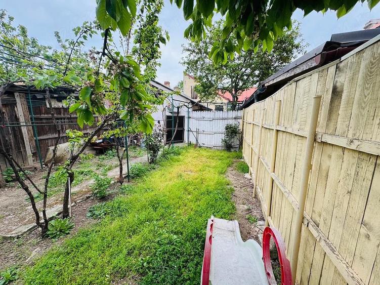 Casa individuala solida, disponibila in exclusivitate prin RED LINE IMOBILIARE COMISION 0 - 7