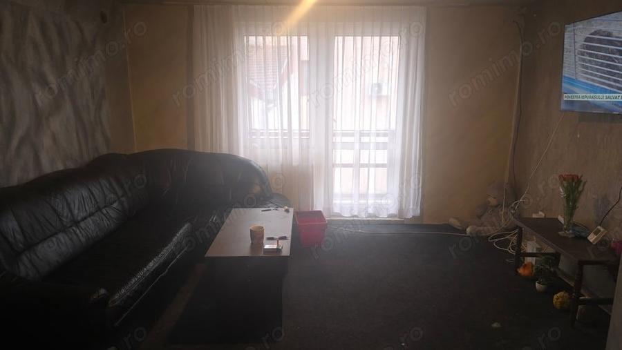 Vand casa in Deva, zona Ceangai, P+E+M + terasa, suprafata totala de teren 48 mp, SC: 162 mp - 3