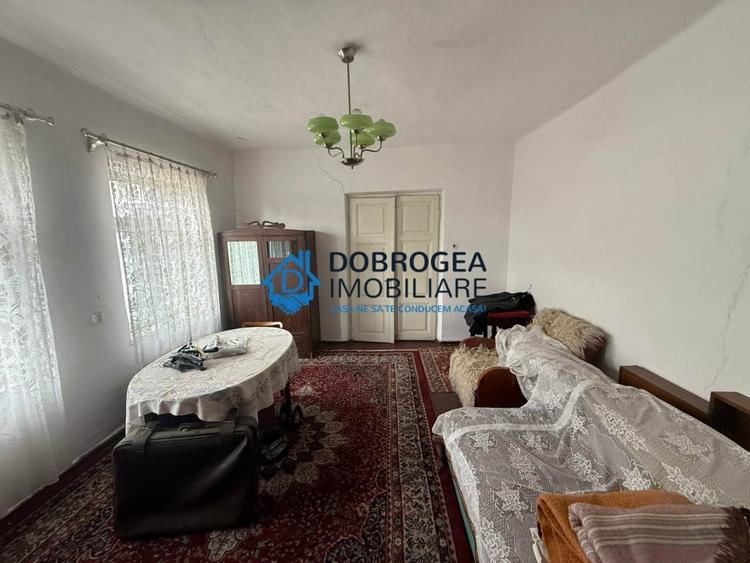 Zona centrala - Casa batraneasca, teren 690 mp - 1