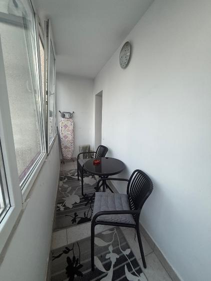 Apartament cu 3 camere decomandat, mobilat în Mărăști