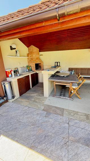 VILA P+E (2008) superba cu piscina si barbeque! - 31